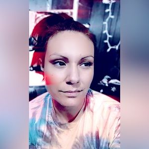 Meet your Posher, Shella